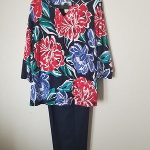 Alfred Dunner lady blouse & pant